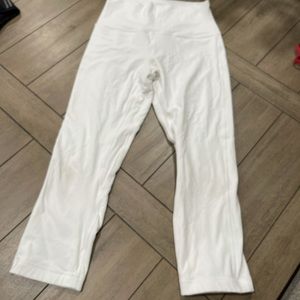 White lululemon align cropped leggings.